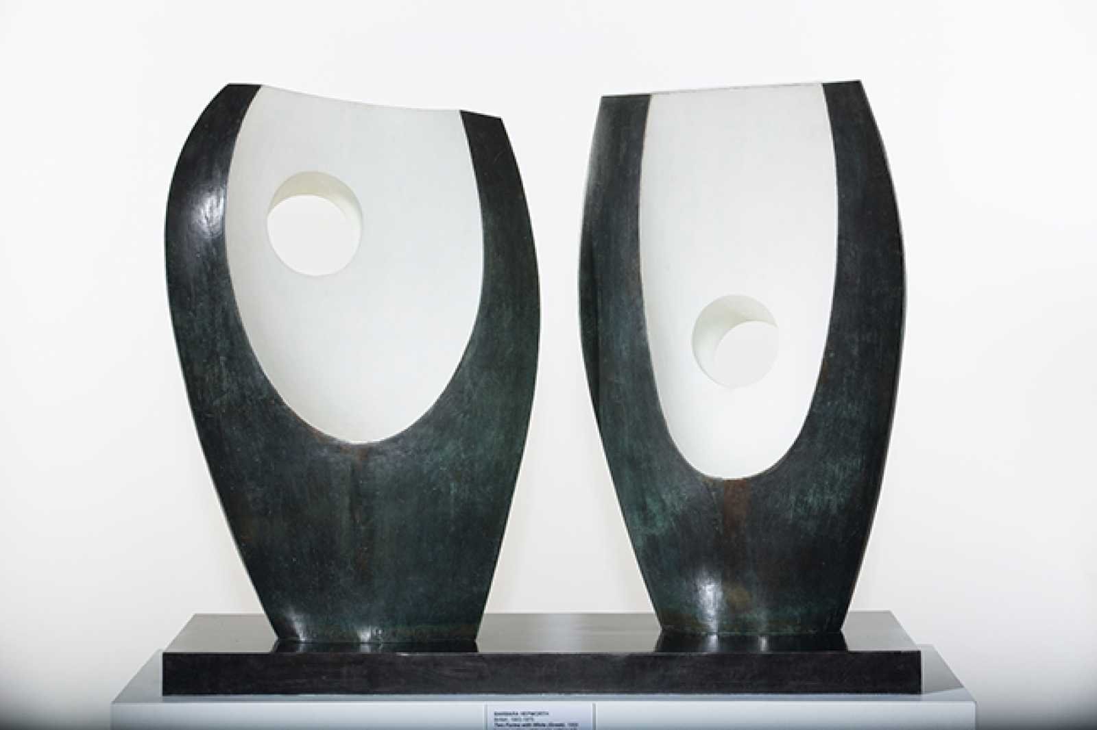 Barbara Hepworth sculpture at Palm Springs Art Museum